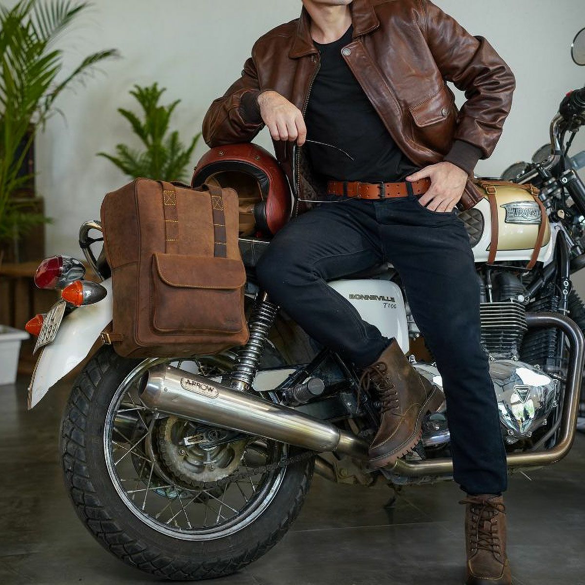 Trip Machine｜イーストウッド バックパック｜タバコブラウン｜使用イメージ