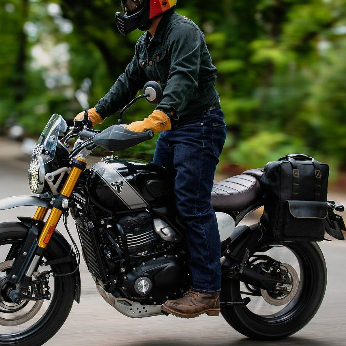 Trip Machine｜イーストウッド バックパック｜ブラック｜使用イメージ