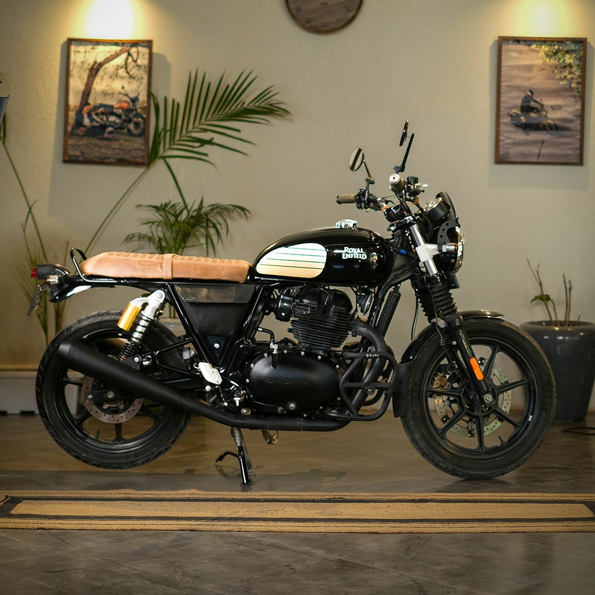 Trip Machine｜レネゲード サイド パネル｜サイドバッグ｜オールブラック｜使用イメージ