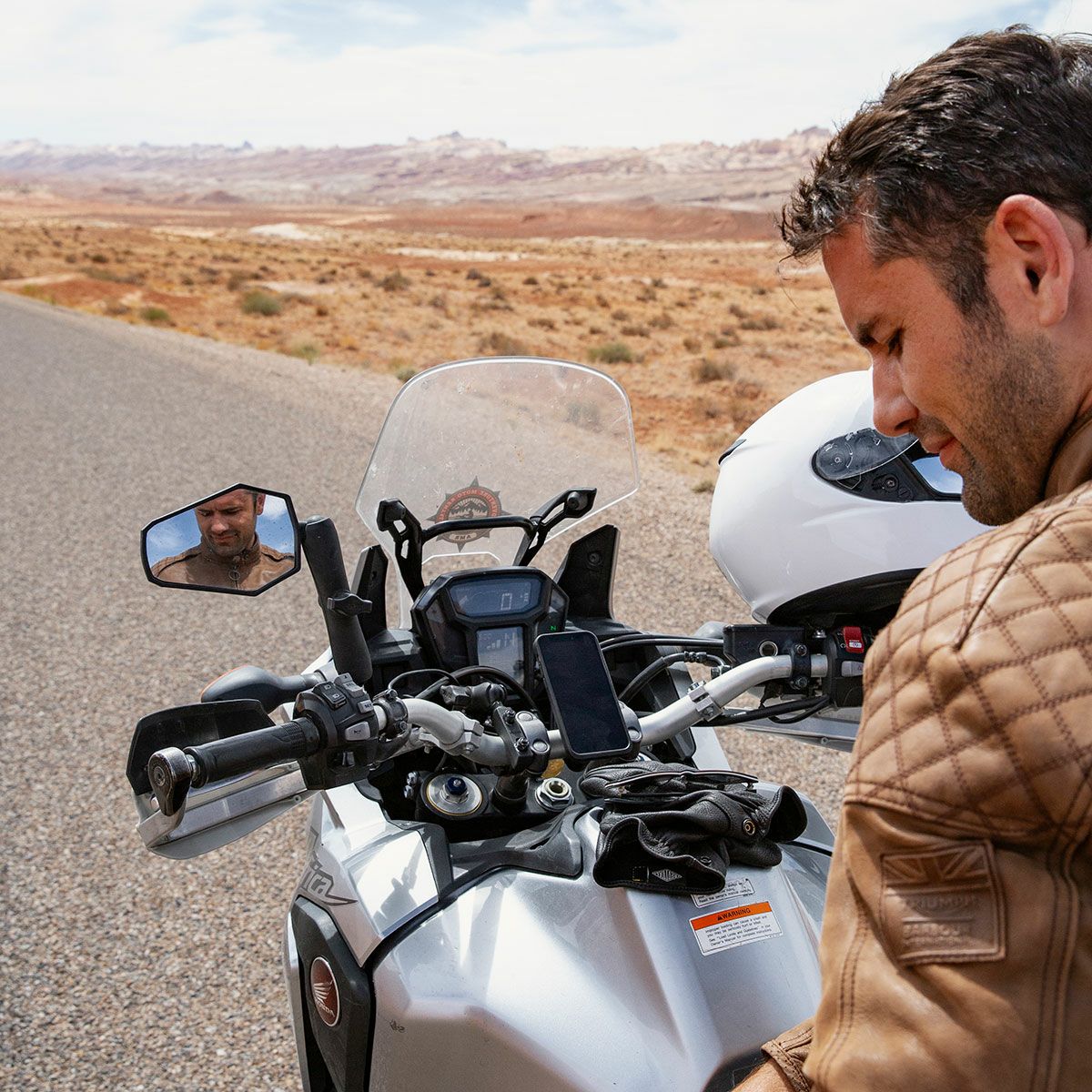 Peak Design｜モーターサイクル バー マウント V2｜その他雑貨｜ブラック｜使用イメージ