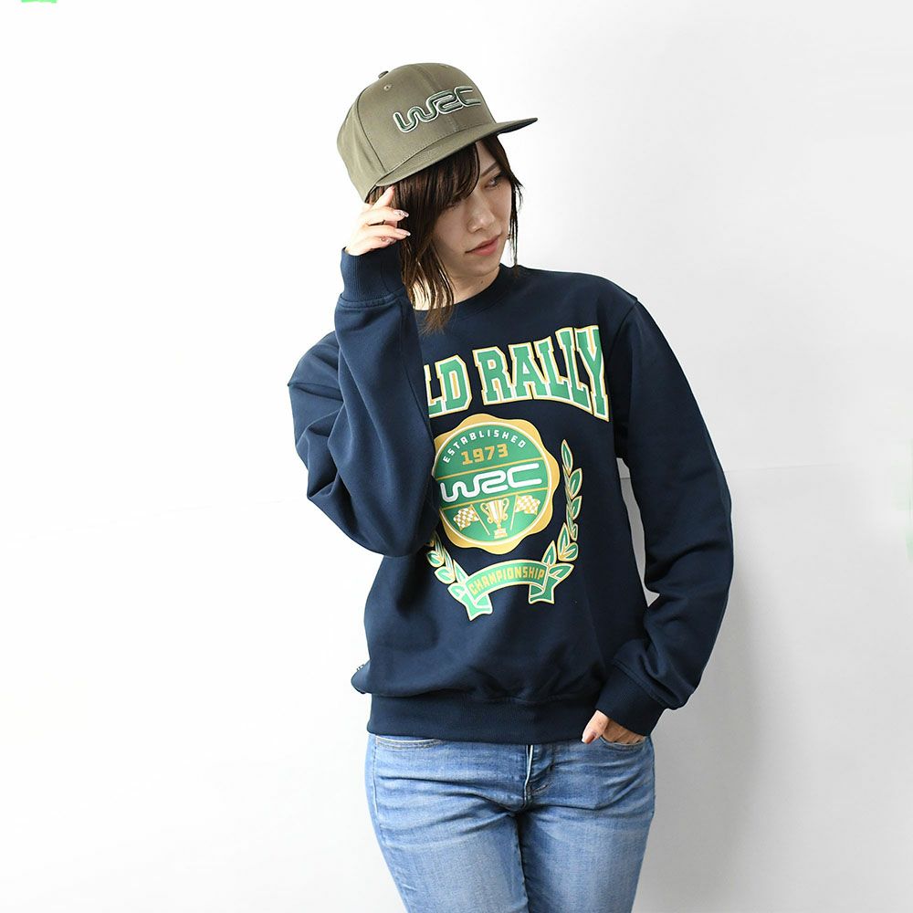 WRC｜WRCフラットキャップ｜帽子｜オリーブ｜モデル着用