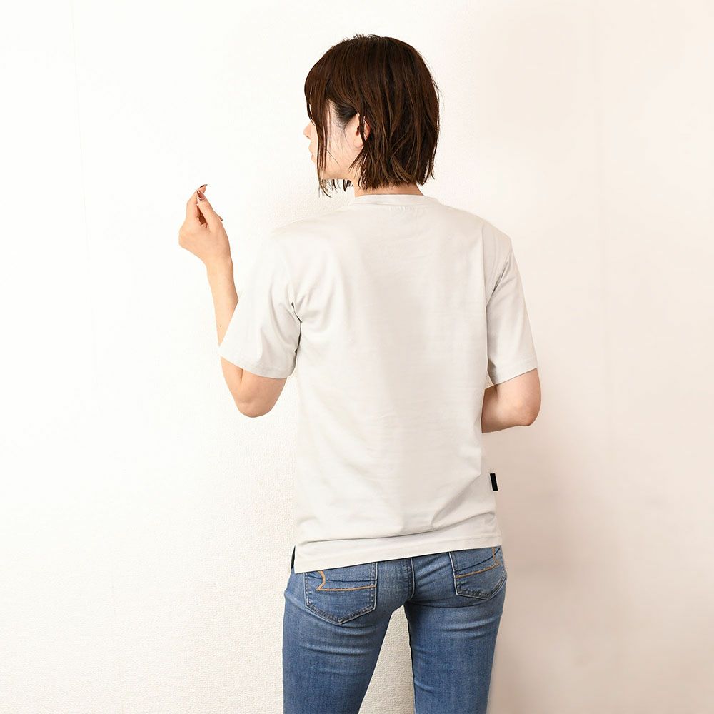 WRC｜WRCTシャツ クラシック｜アイス｜モデル着用