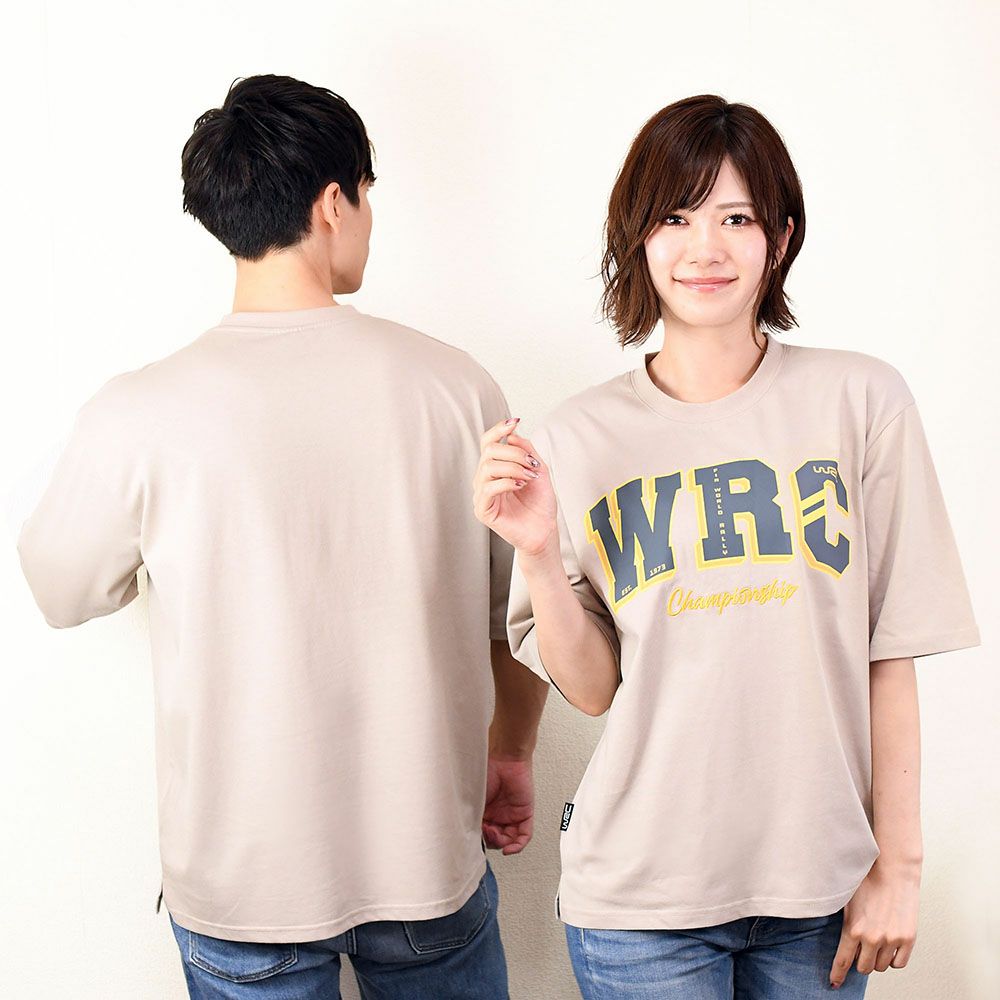 WRC｜WRCTシャツ カレッジ｜グレー｜モデル着用
