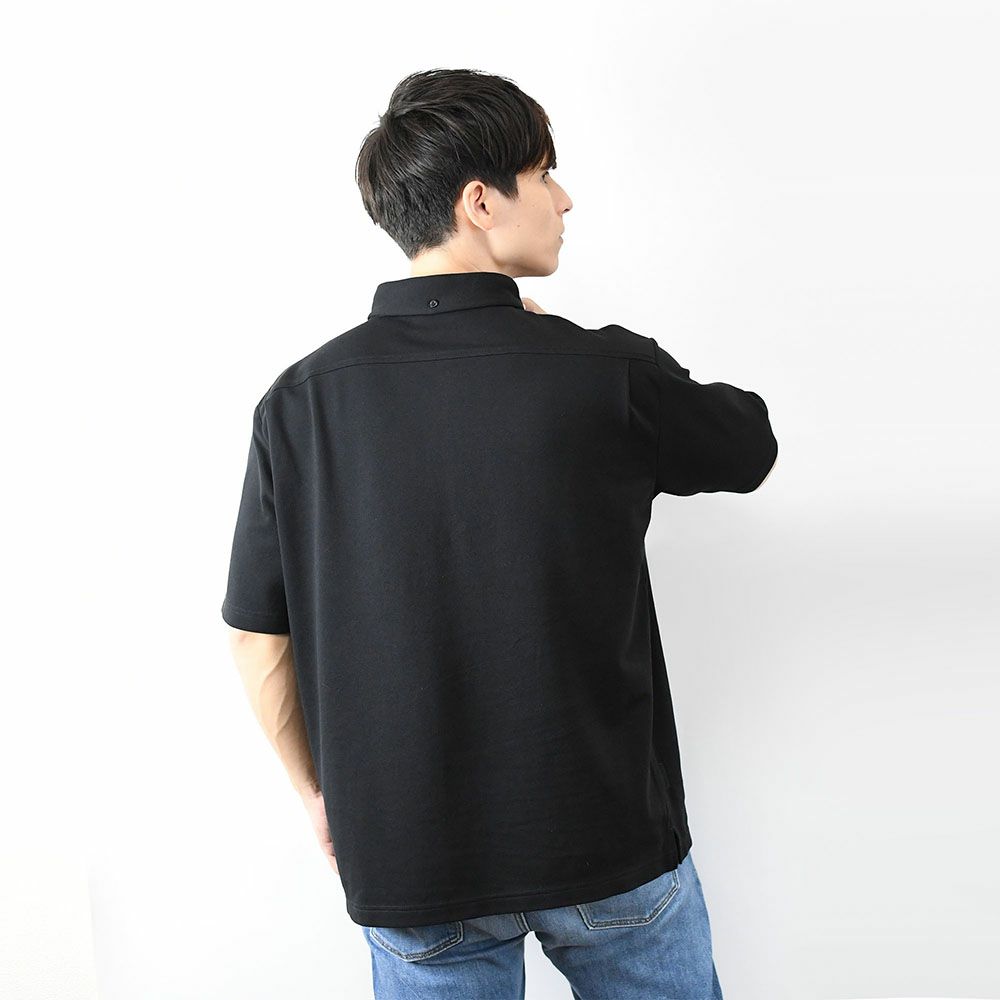 WRC｜WRCカットポロシャツ｜ブラック｜モデル着用