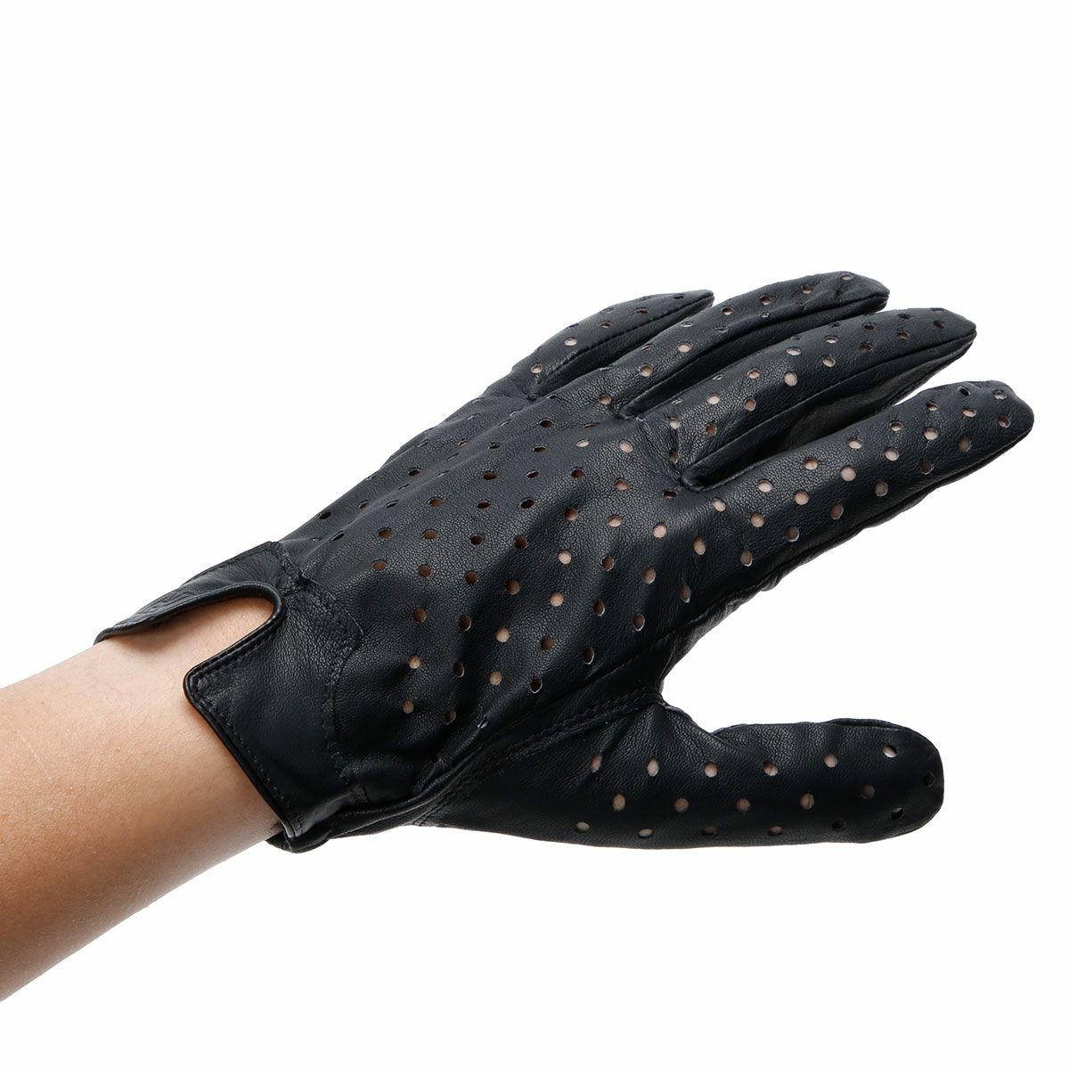 AUTODROMO｜パーフォレーテッド レザー ドライビング グローブ｜ロング｜ブラック｜モデル着用