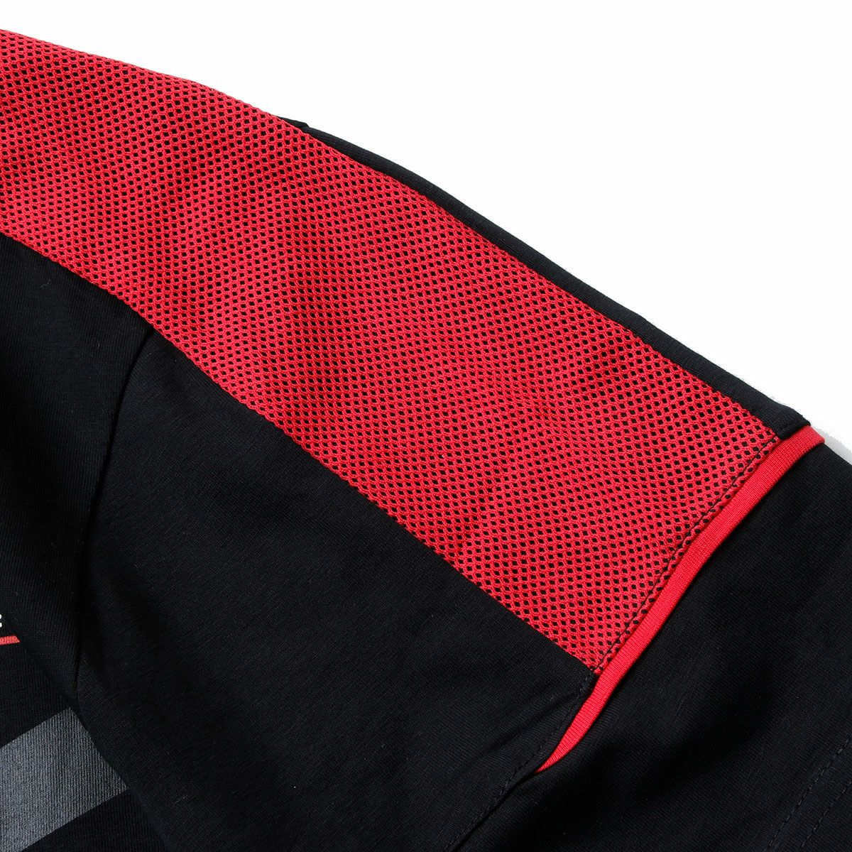 PORSCHE｜ポルシェ モータースポーツ FW スモール ロゴ Tシャツ｜ブラック×レッド