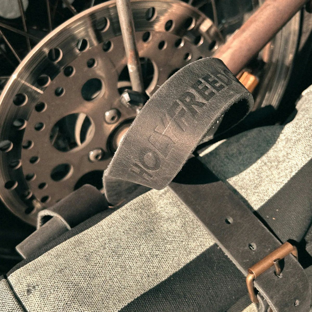 HolyFreedom｜フォルサム バックパック｜FOLSOM｜取り付けイメージ