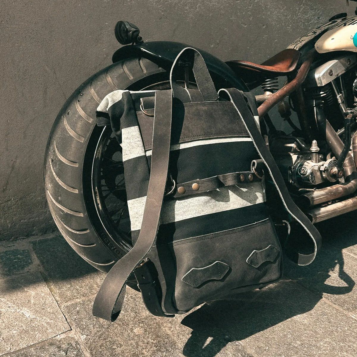 HolyFreedom｜フォルサム バックパック｜FOLSOM｜取り付けイメージ