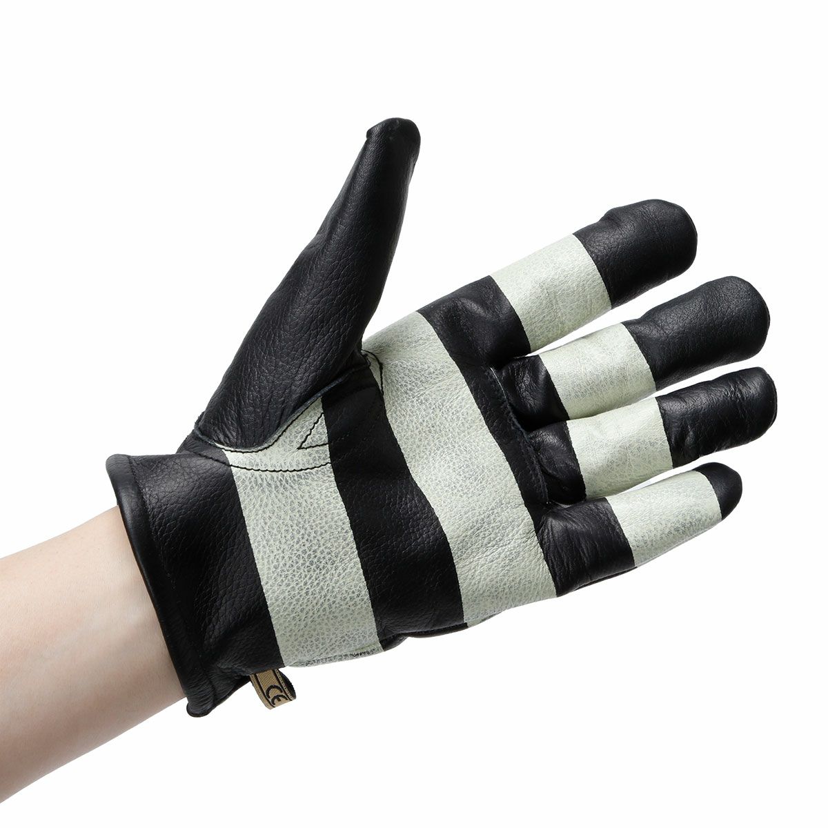 HolyFreedom｜ピット グローブ｜3シーズン｜ホワイト×ブラック｜モデル着用