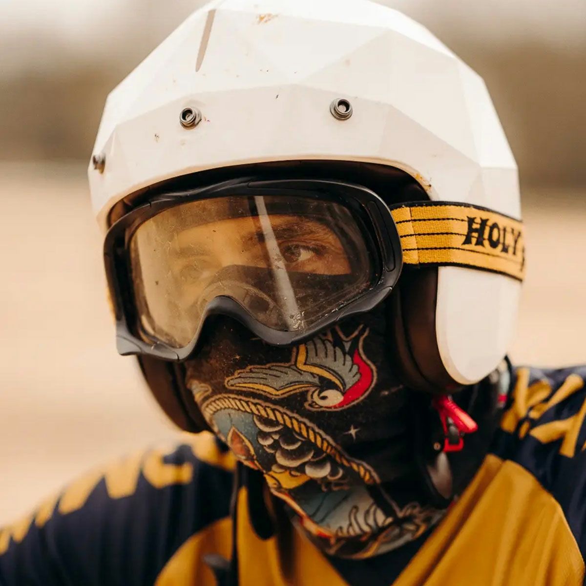 HolyFreedom｜スノーホイールズ ゴーグル｜SNOWHEELS｜モデル着用