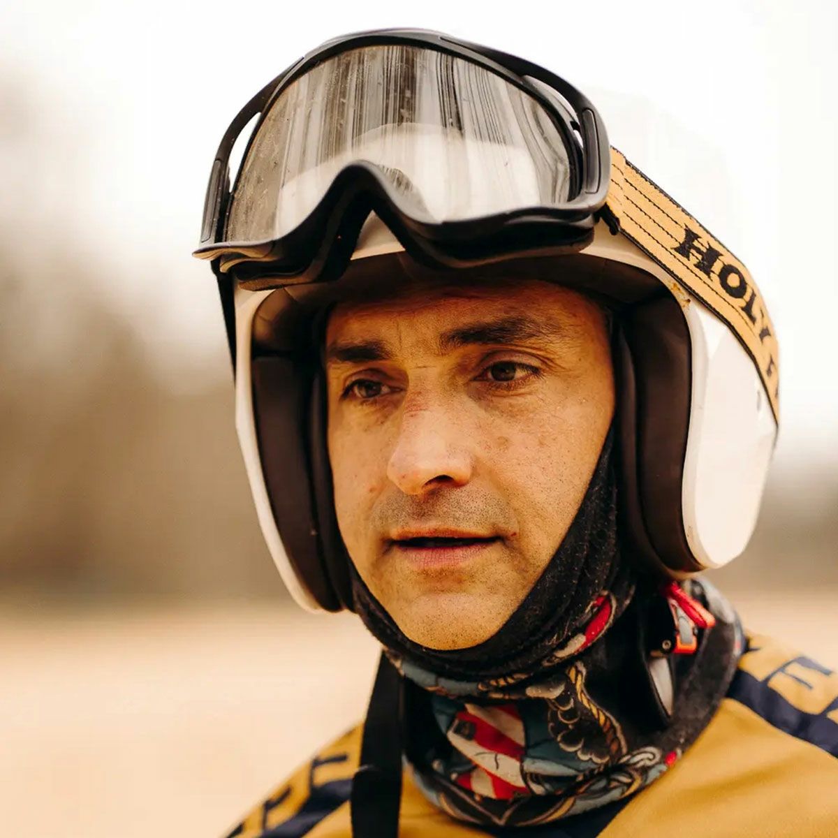 HolyFreedom｜スノーホイールズ ゴーグル｜SNOWHEELS｜モデル着用