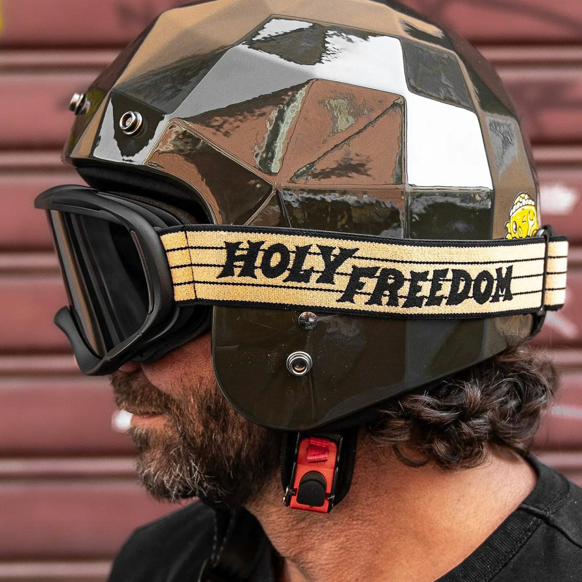 HolyFreedom｜スノーホイールズ FUME ゴーグル｜SNOWHEELS　FUME｜モデル着用