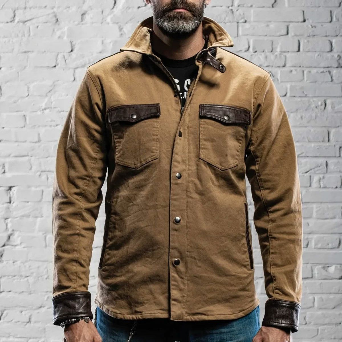 HolyFreedom｜コヨーテ ジャケット｜ファブリック｜コヨーテ×タン｜モデル着用