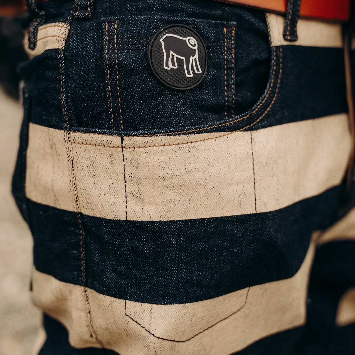 HolyFreedom｜リノ リンスドジーンズ｜デニム｜LINSED｜モデル着用