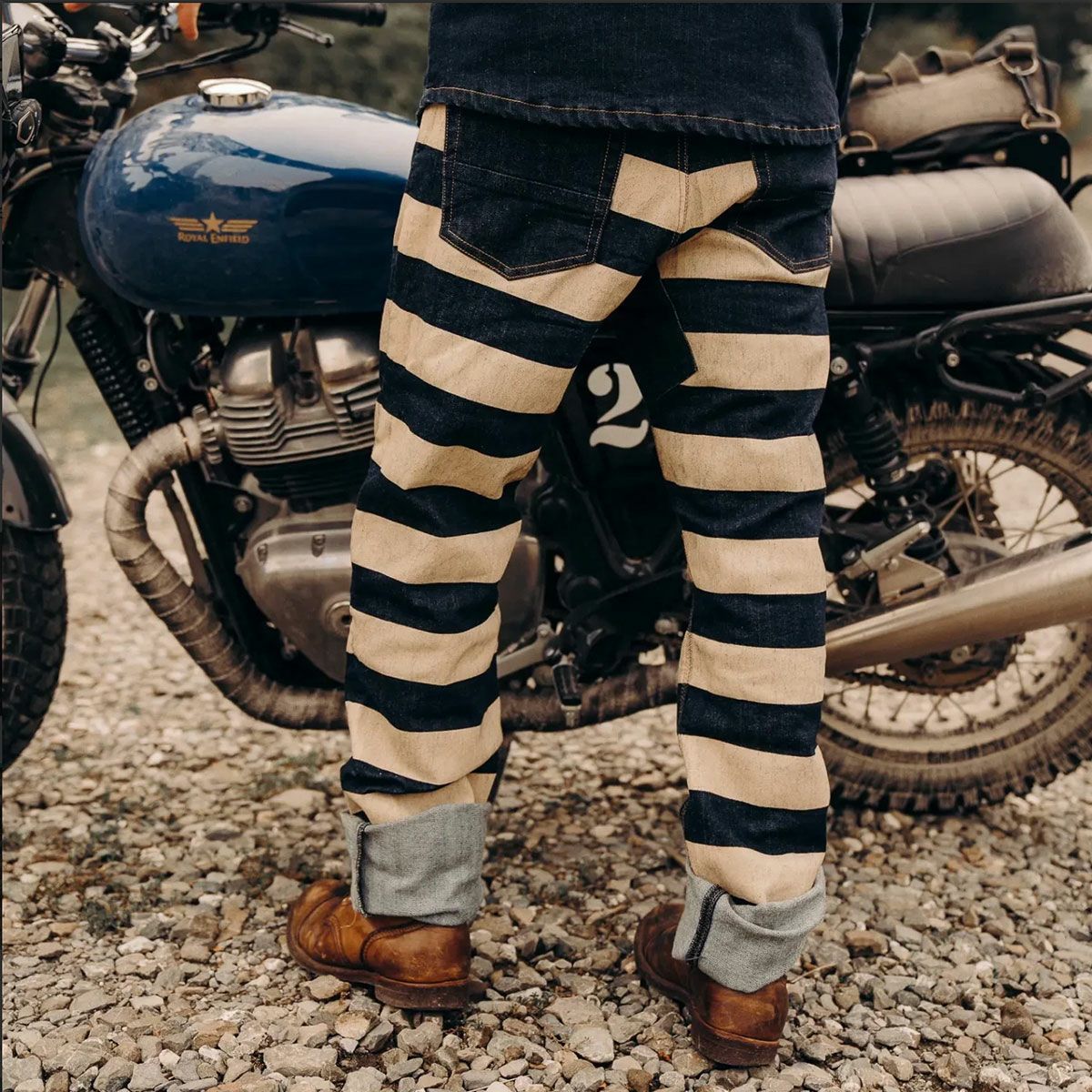 HolyFreedom｜リノ リンスドジーンズ｜デニム｜LINSED｜モデル着用