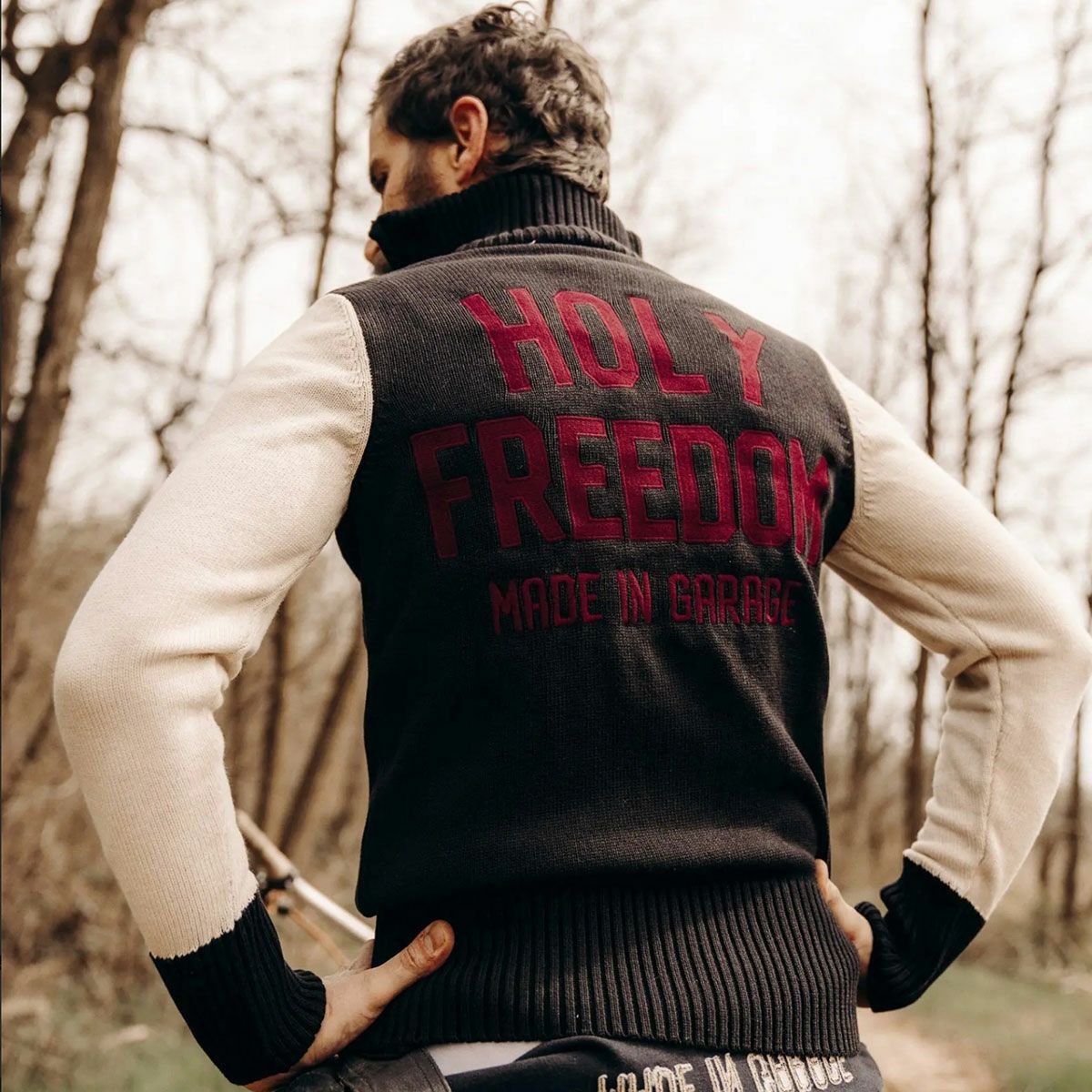 HolyFreedom｜ダート トラック セーター｜ニット｜ブラック×ホワイト｜モデル着用