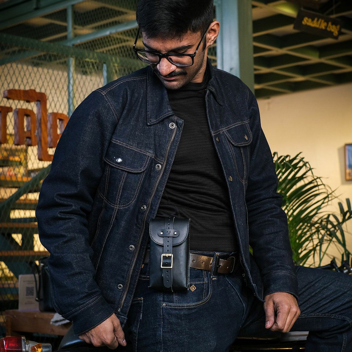 Trip Machine｜MOTO エクスクルーシブ ユーティリティポーチ｜その他バック｜ブラック｜使用イメージ