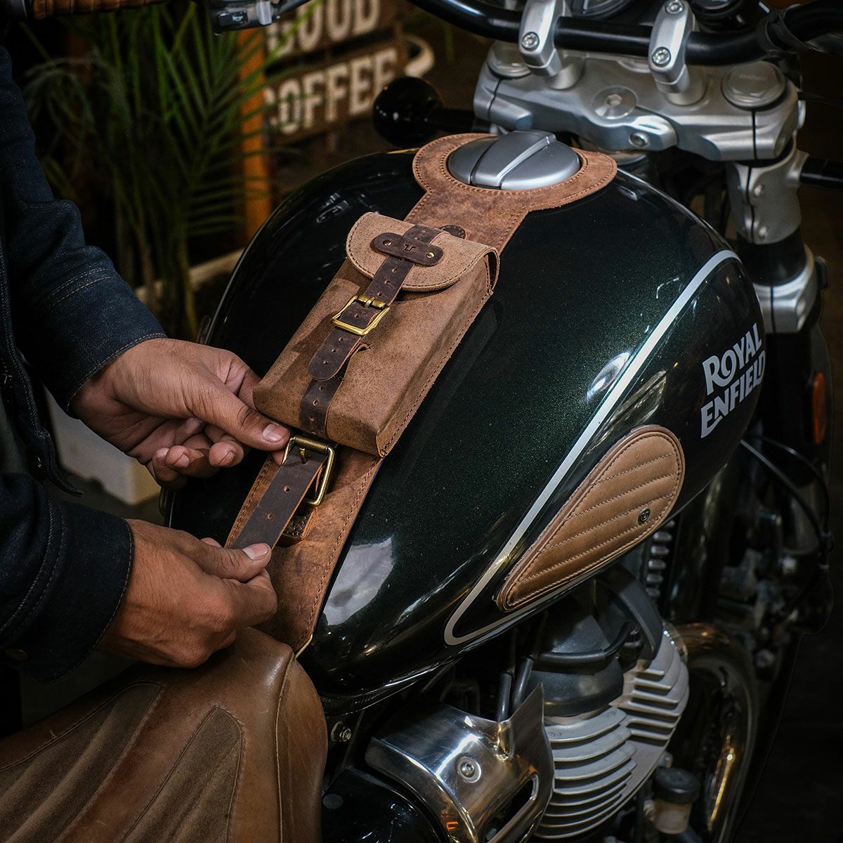 Trip Machine｜MOTO エクスクルーシブ ユーティリティポーチ｜その他バッグ｜タバコブラウン