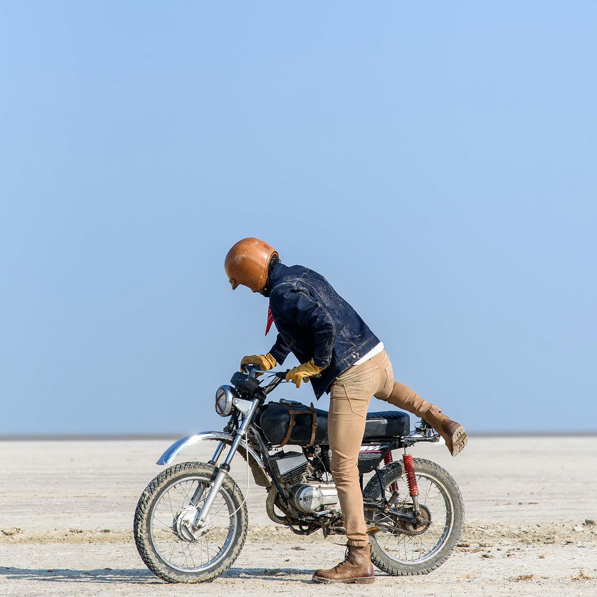 Trip Machine｜”ゼロ” デニム ライディングジャケット｜ファブリック｜インディゴ｜モデル着用