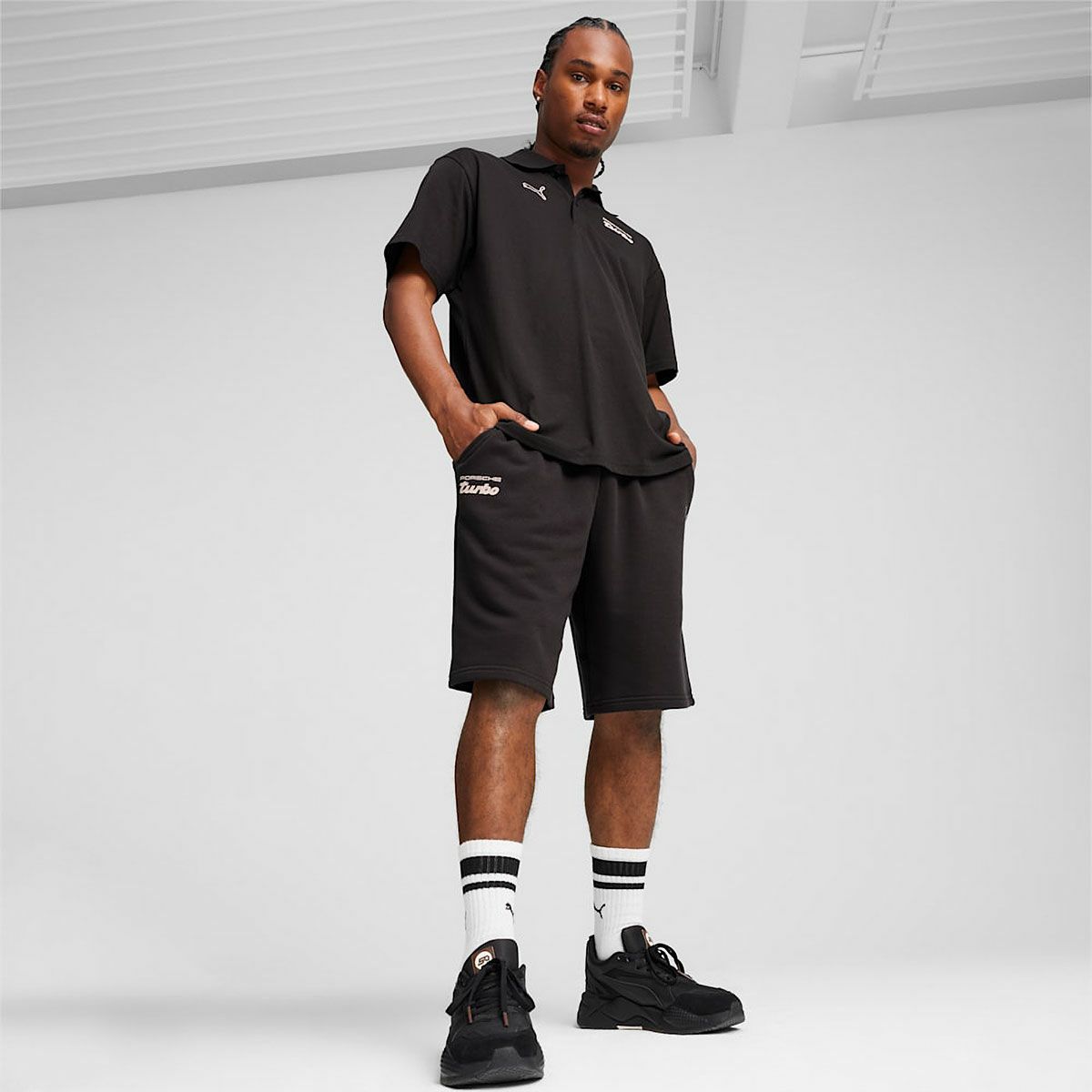 PORSCHE｜ポルシェ レガシー ESS モータースポーツ ポロ｜ポロシャツ｜ブラック｜モデル着用