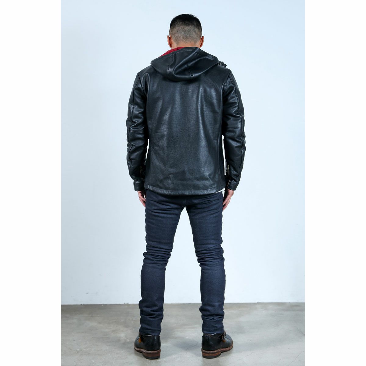 Dark｜防水レザーフードジャケット｜レザー｜ブラック｜モデル着用