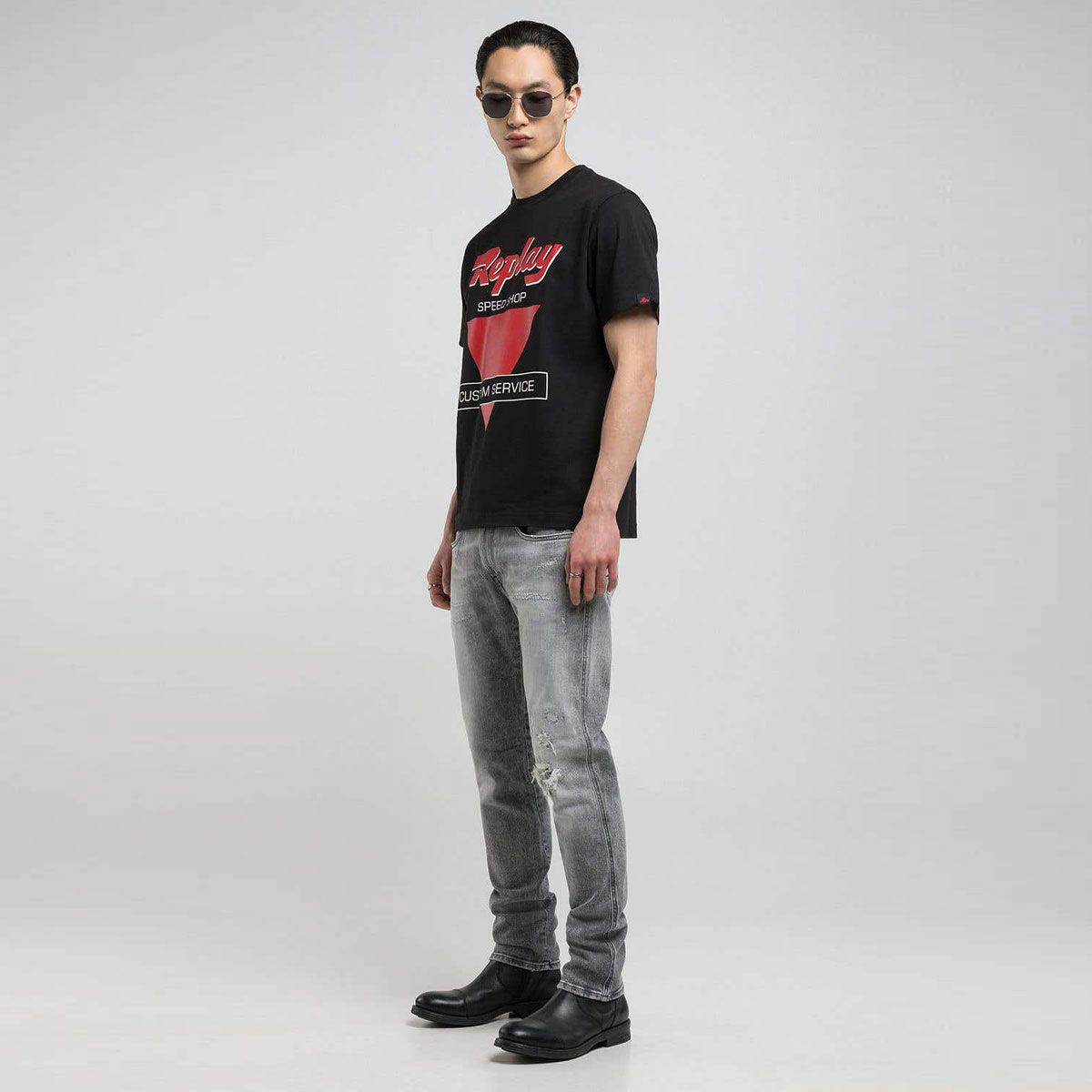 Replay｜フロント プリント Tシャツ｜ブラック｜モデル着用