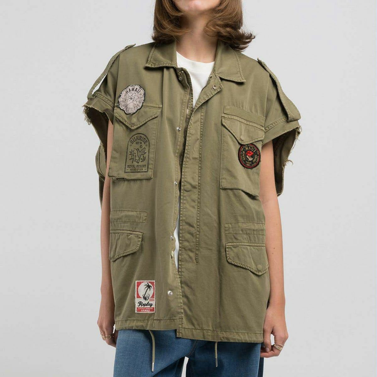 Replay｜ドローストリング ツイル シャツ｜ウィードグリーン｜モデル着用