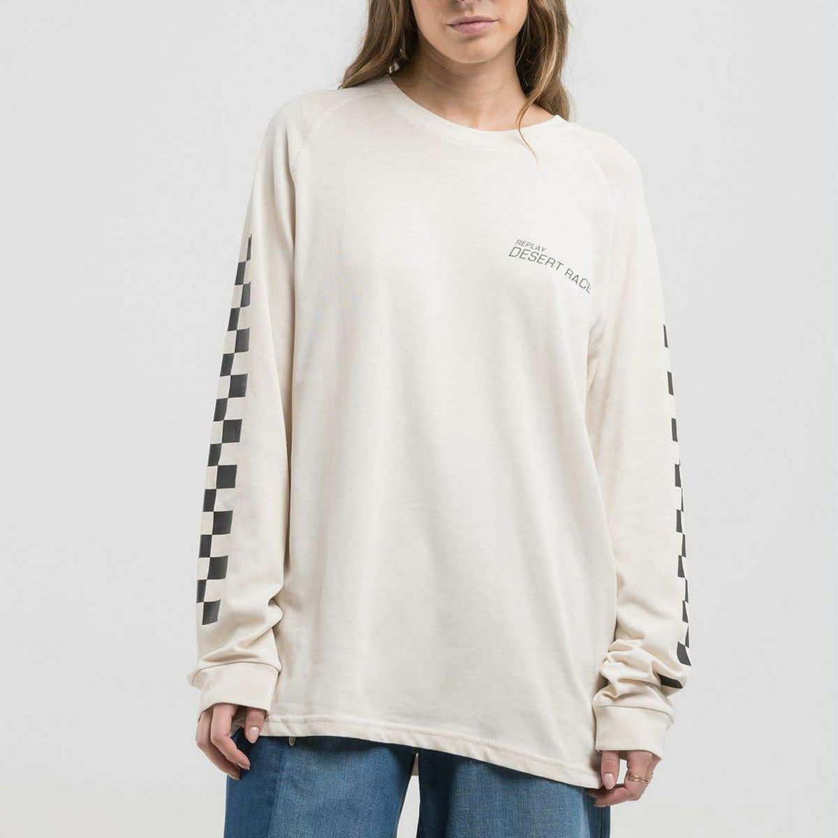 Replay｜チェッカープリント ロングスリーブ Tシャツ｜バターホワイト｜モデル着用