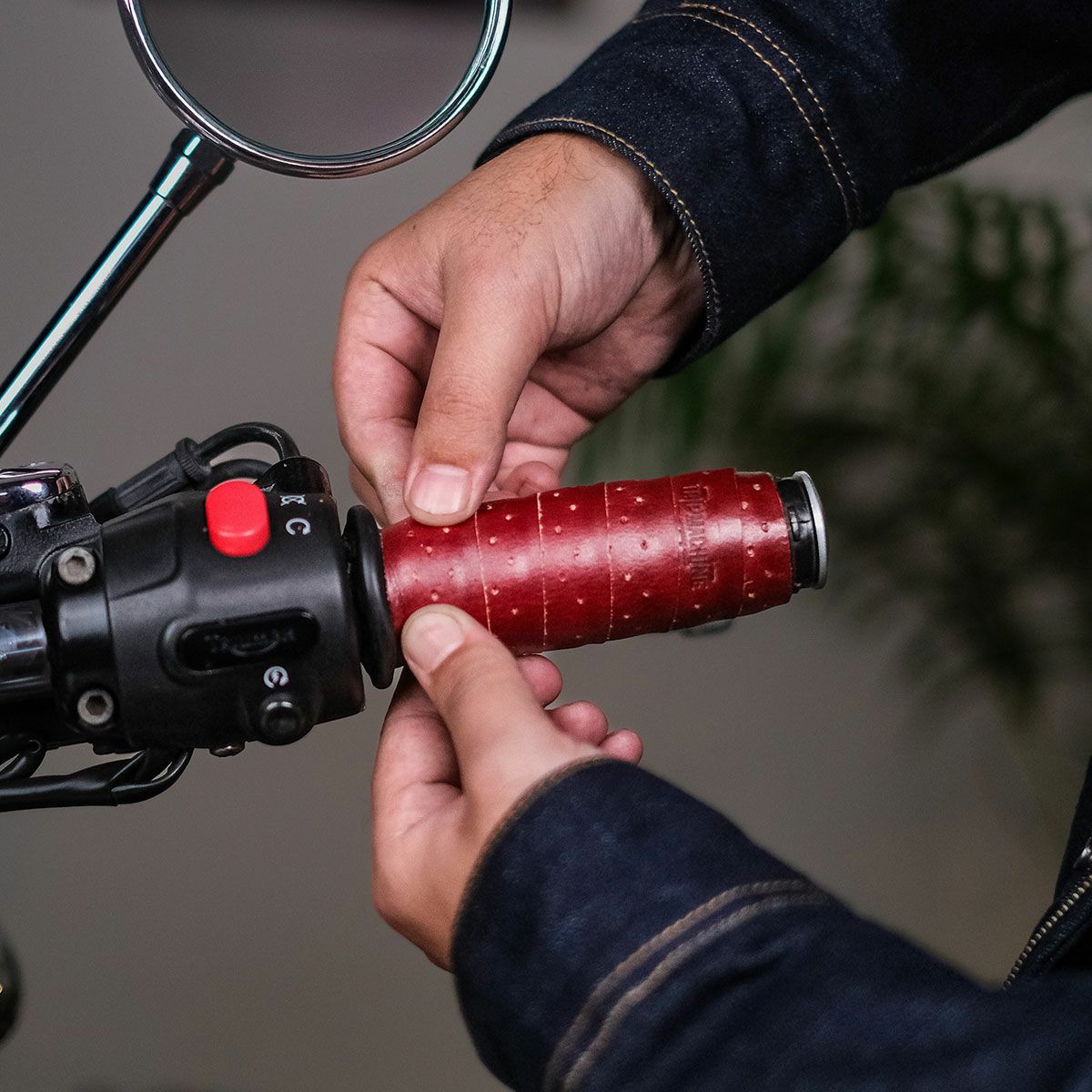 Trip Machine｜グリップ ラップ パンチング｜その他雑貨｜チェリーレッド｜使用イメージ