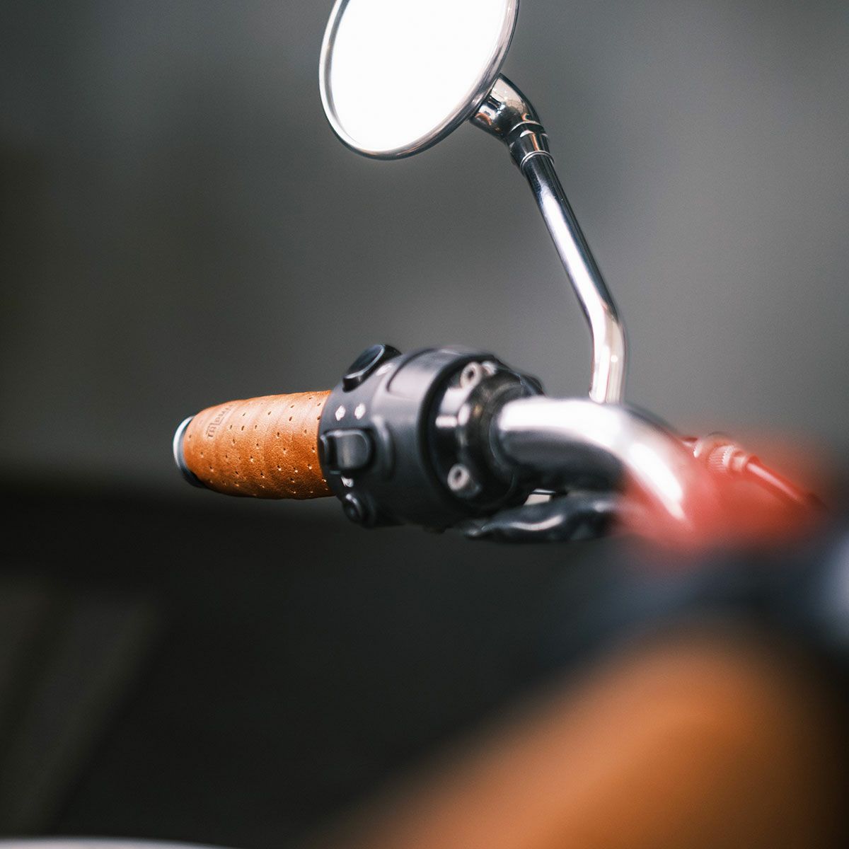 Trip Machine｜グリップ ラップ パンチング｜その他雑貨｜ヴィンテージタン｜使用イメージ