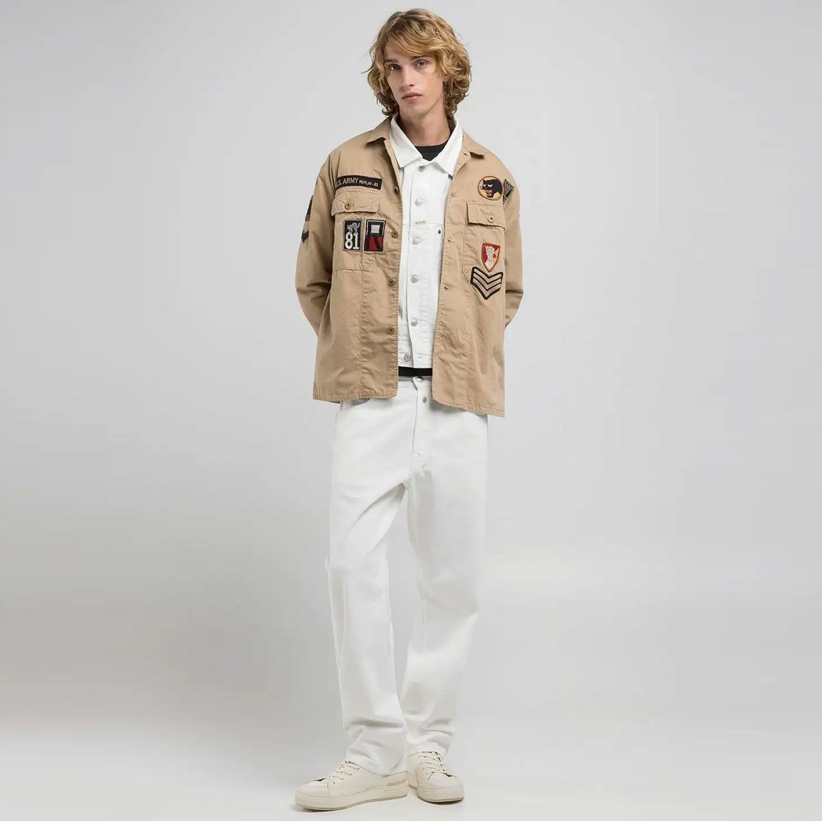 Replay｜ワッペン シャツジャケット｜ファブリック｜カーキ｜モデル着用