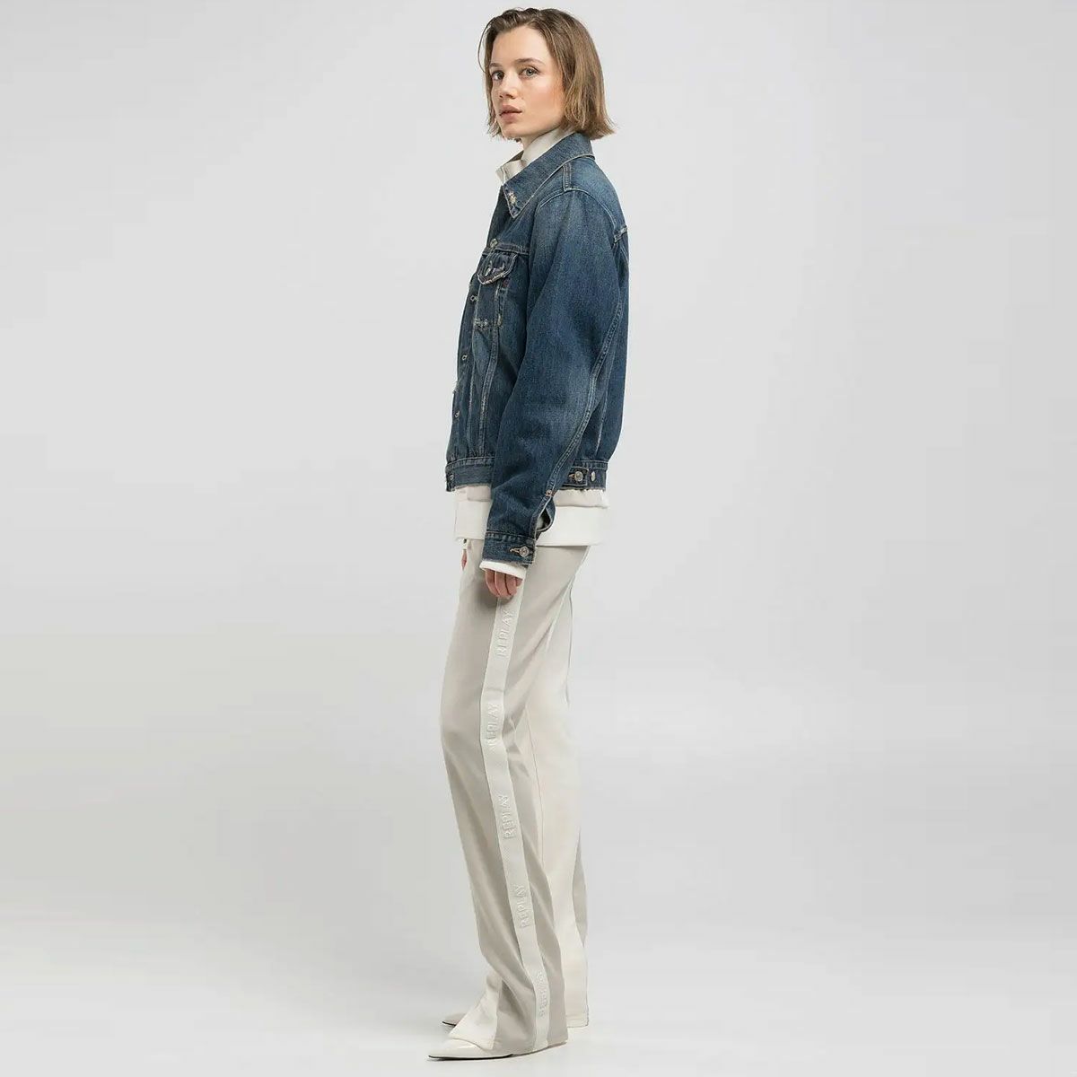 Replay｜デニム ジャケット｜ファブリック｜ダークブルー｜モデル着用