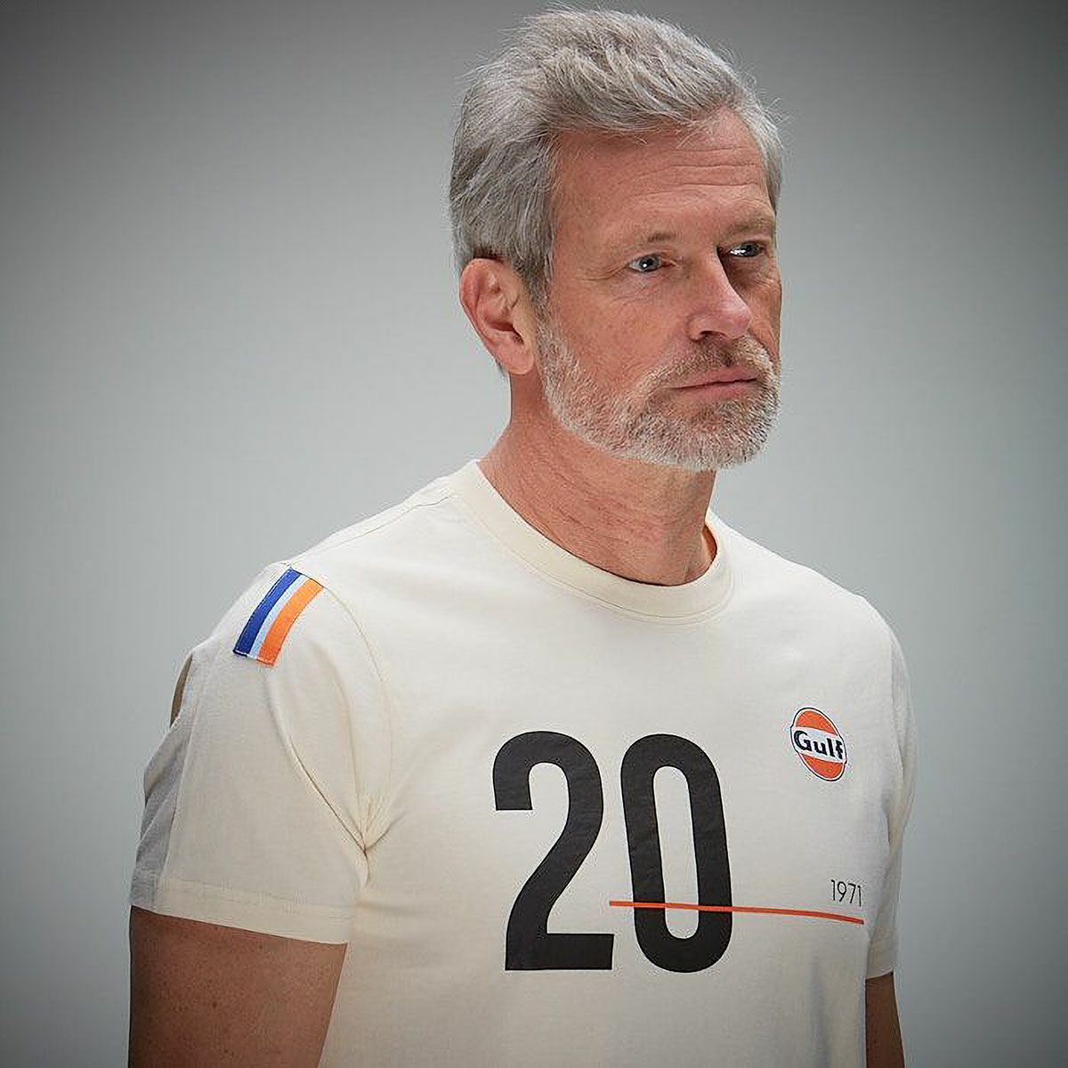 GULF｜ガルフ 20 Tシャツ｜クリーム｜モデル着用