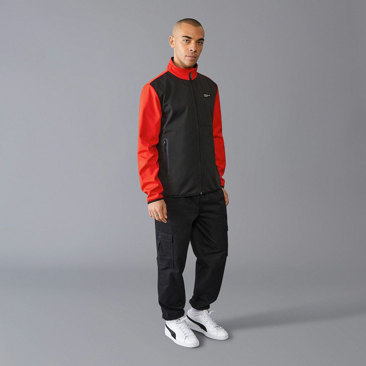 PORSCHE｜ポルシェ FW ソフトシェル ジャケット｜アウター｜ブラック｜モデル着用