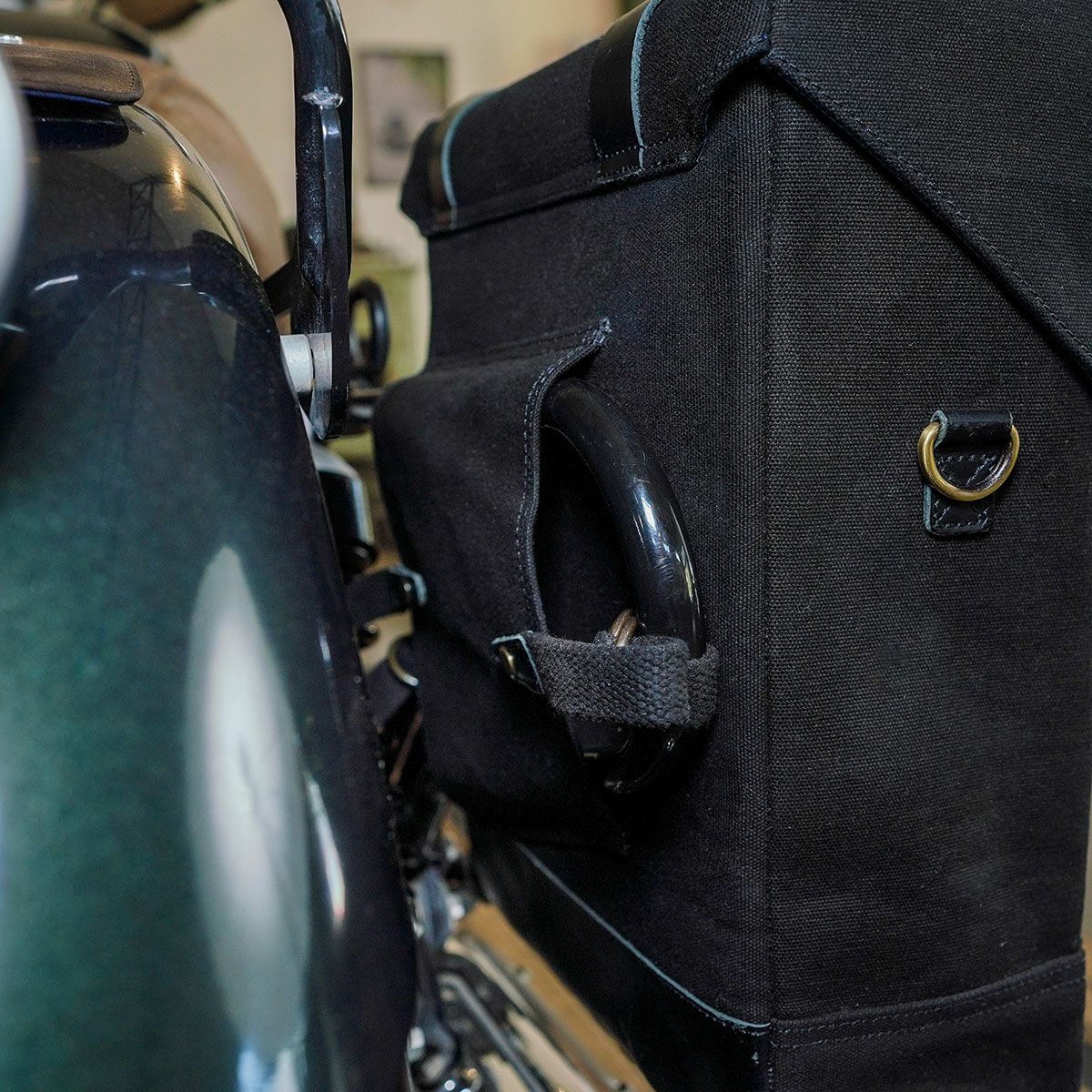 Trip Machine｜ベンチュラ サドルバッグ｜サイドバッグ｜ブラック｜使用イメージ