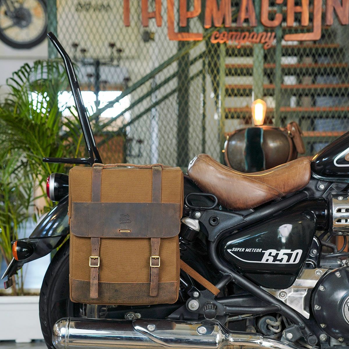 Trip Machine｜ベンチュラ サドルバッグ（左右ペア）｜サイドバッグ｜タバコブラウン｜使用イメージ