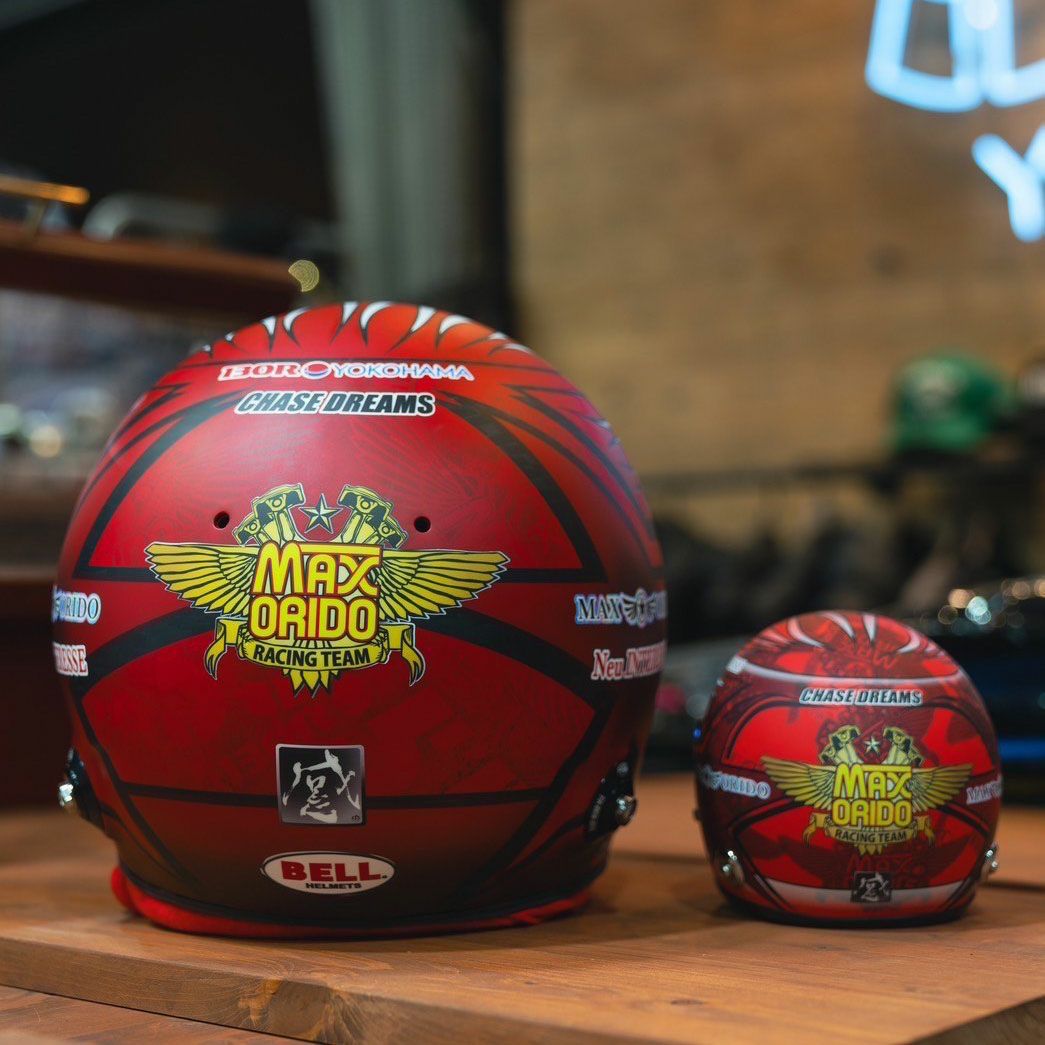 MAX ORIDO｜MAX ORIDO 1/2 ミニ ヘルメット 2025 Red Edition｜模型｜レッド