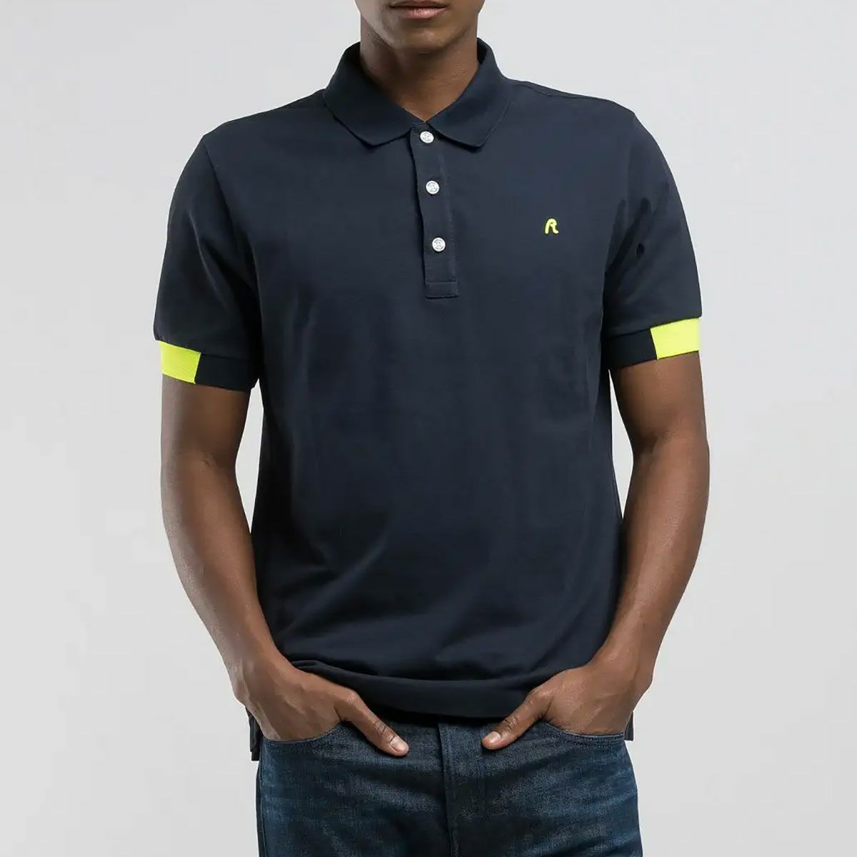 Replay｜レギュラー フィット ポロシャツ｜ダークネイビー｜モデル着用