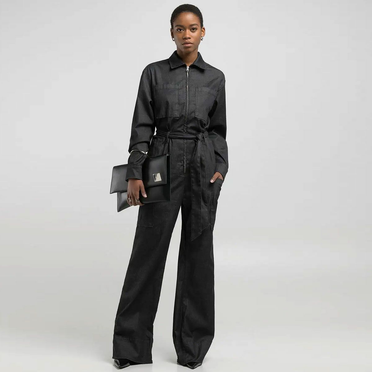 Replay｜リラックスフィット デニム ジャンプスーツ｜オーバーオール｜ブラック｜モデル着用