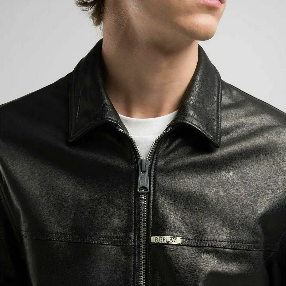 Replay｜ワックスレザージャケット｜ブラック｜モデル着用