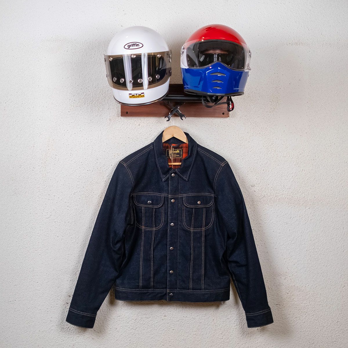 Trip Machine｜ツイン ヘルメット ハンガー｜その他雑貨｜使用イメージ