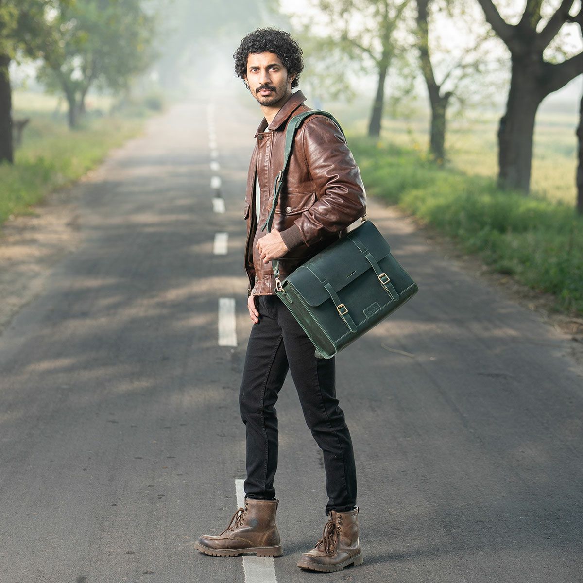 Trip Machine｜レガシー サドルバッグ（左右ペア）｜サイドバッグ｜フォレストグリーン｜使用イメージ