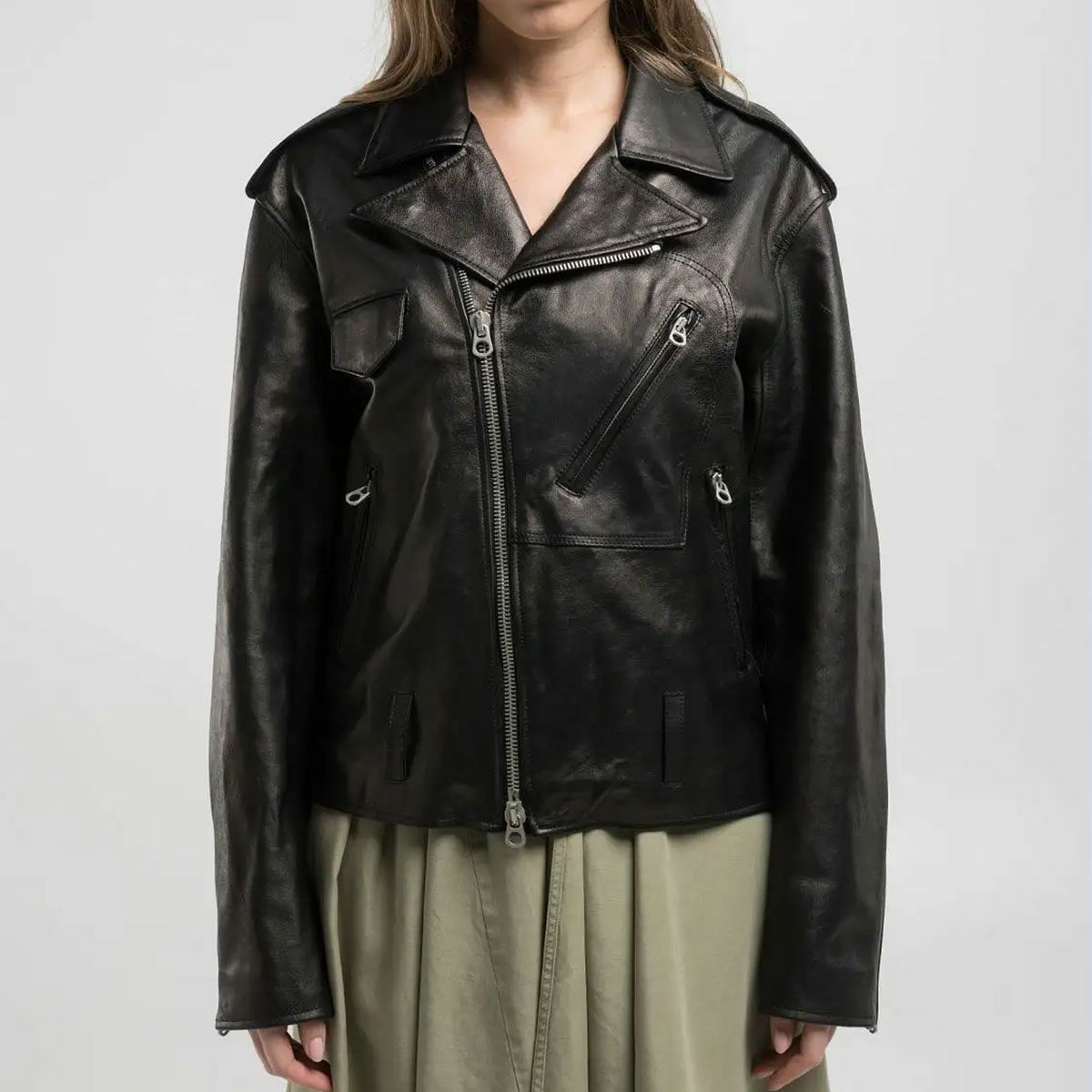 Replay｜ラペルカラー バイカージャケット｜レザー｜ブラック｜モデル着用