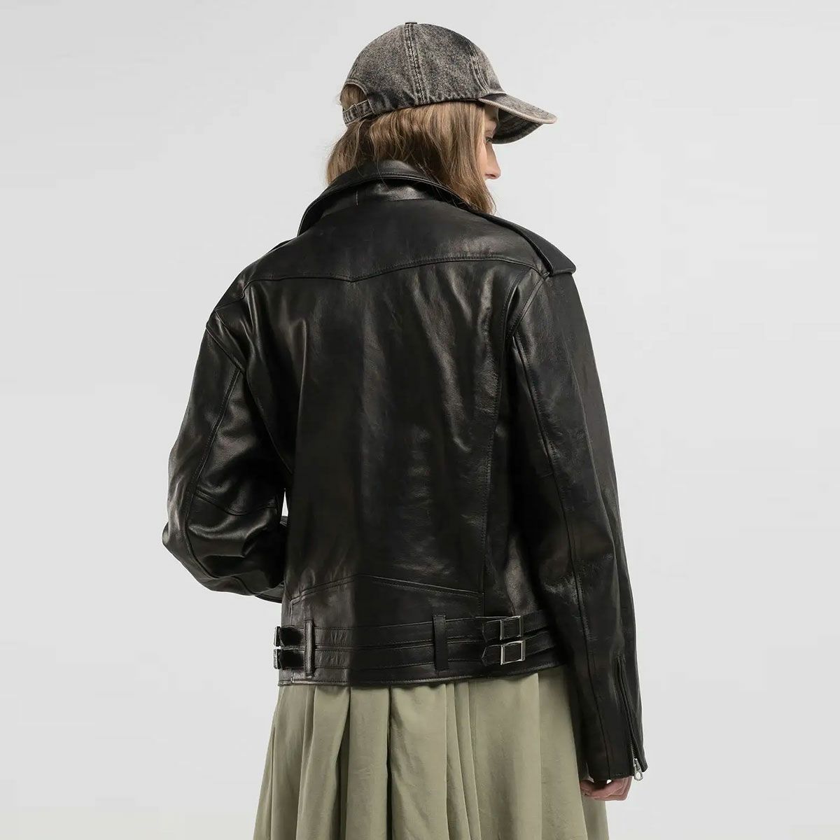 Replay｜ラペルカラー バイカージャケット｜レザー｜ブラック｜モデル着用