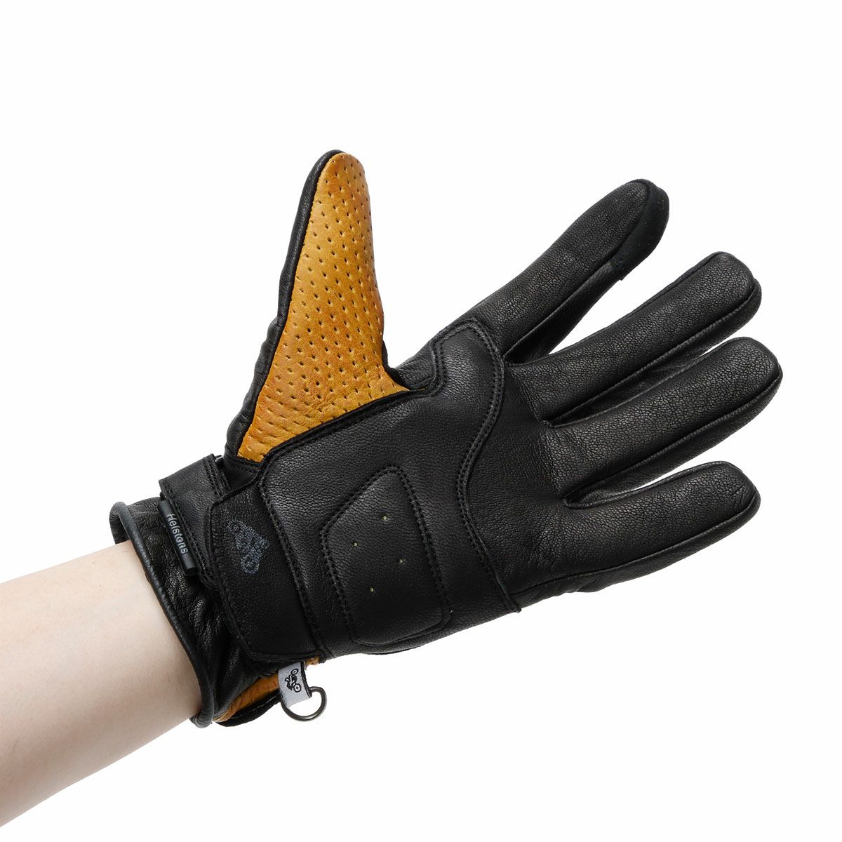 helstons｜ヴィラージュ エア グローブ｜3シーズン｜ブラック×ゴールド｜モデル着用