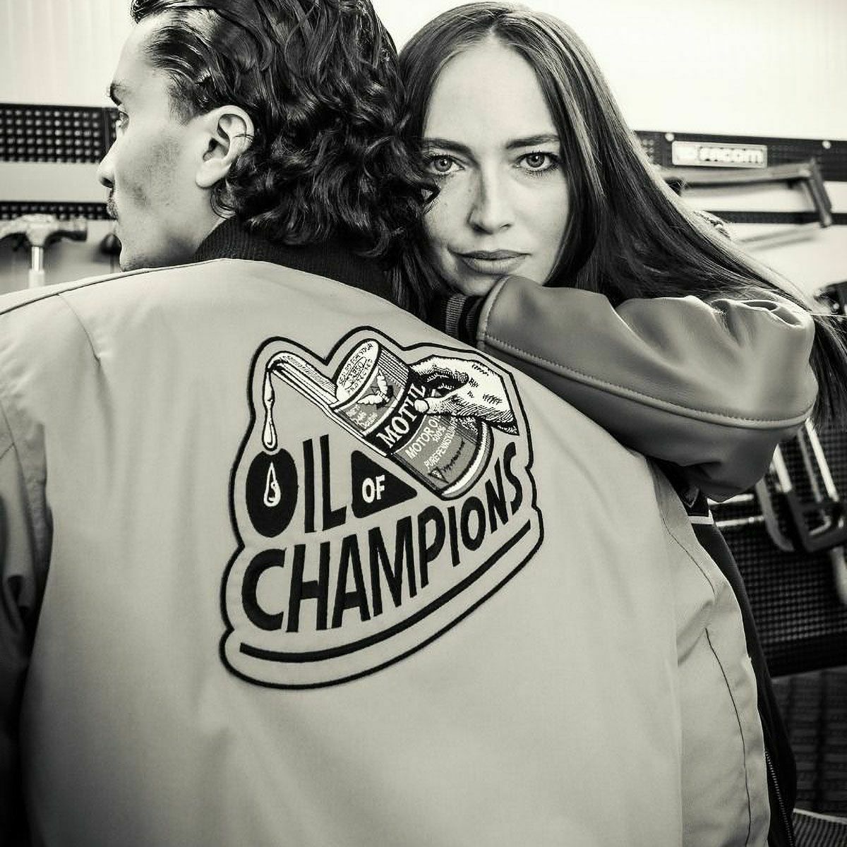 helstons｜ツイン ジャケット｜アウター｜グレー｜モデル着用