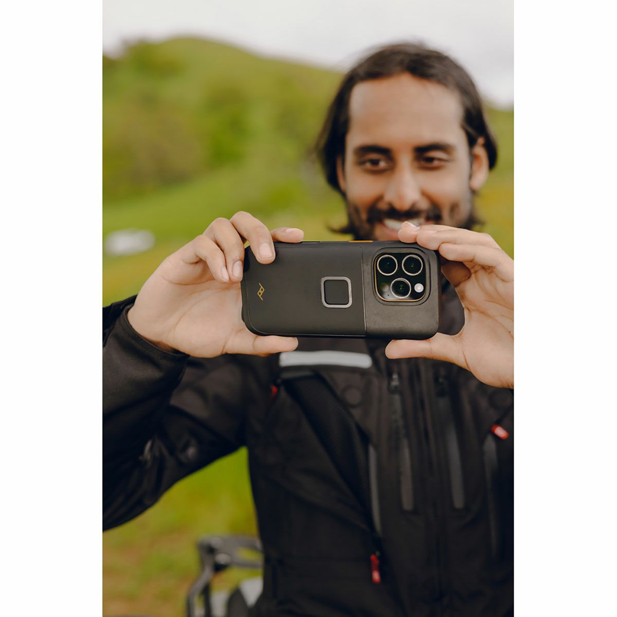 Peak Design｜ナー ケース iPhone 16 Pro / Pro Max｜その他雑貨｜使用イメージ