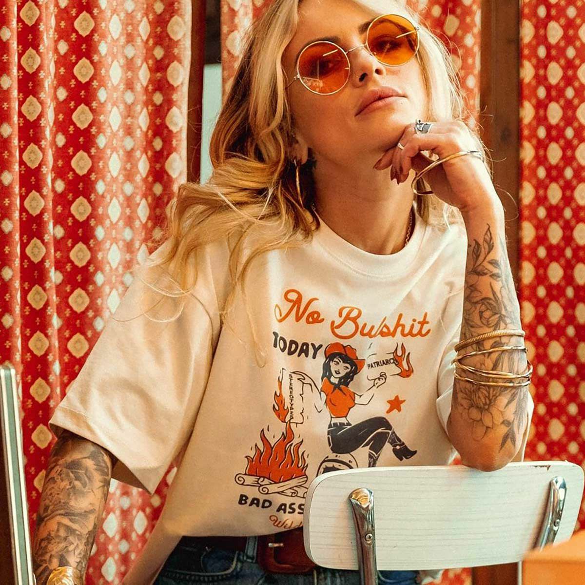 WILDUST｜ノー ブルシット ワイド シャツ｜Tシャツ｜エクリュ｜モデル着用