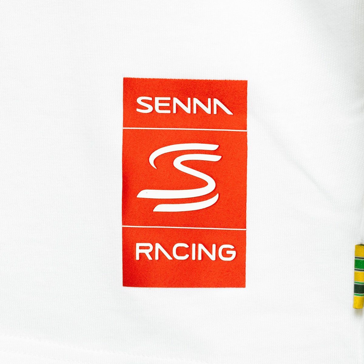 AyrtonSenna｜アイルトン・セナ エクストリーム オーバーサイズ セニーニャ グラフィック Tシャツ｜ホワイト｜モデル着用