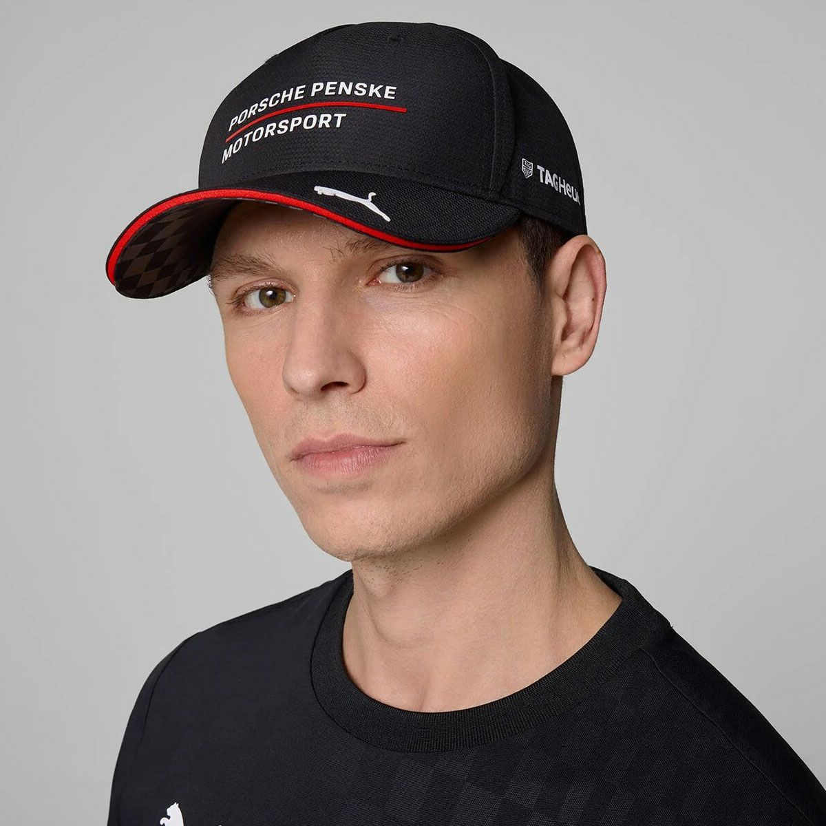 PORSCHE｜ポルシェ PMS ペンスキー キャップ｜帽子｜ブラック｜モデル着用